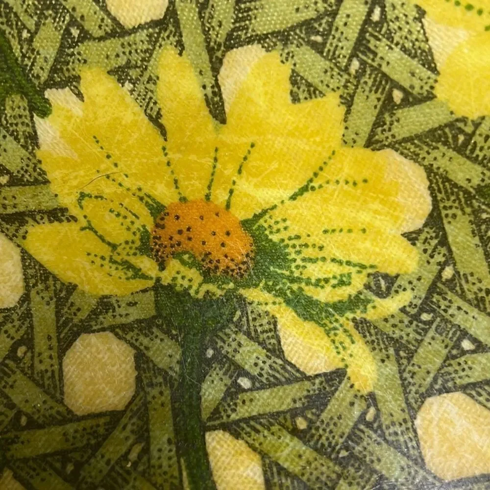 MCM Mid Century Fiberglass Bowl Diameter Daisy Daisies Size 11” x 3”